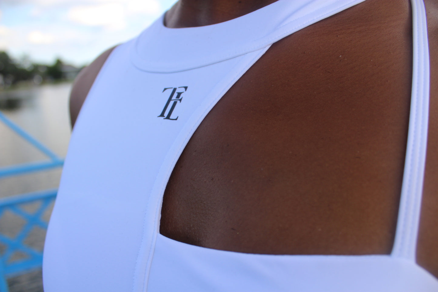 LUXE Soft Reveal Sports Bra